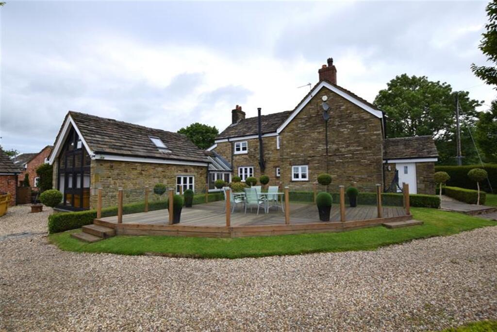 4 bed Detached for rent in Bollington. From Gascoigne Halman - Macclesfield