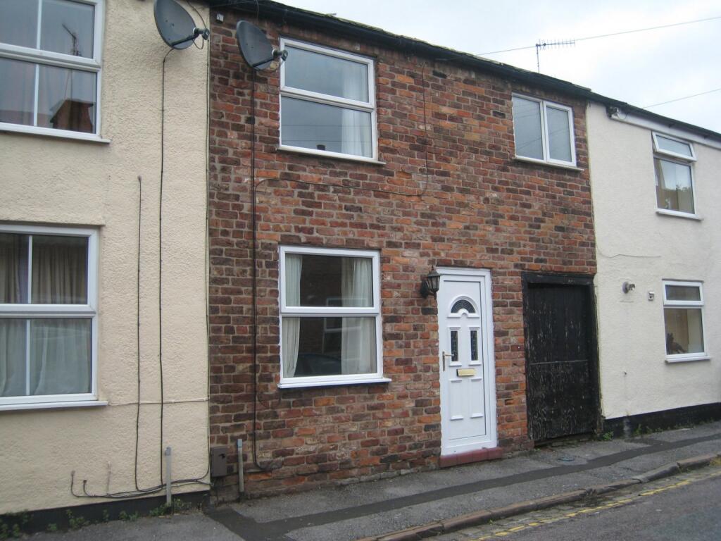 2 bed Mid Terraced House for rent in Macclesfield. From Gascoigne Halman - Macclesfield 2 bed Mid Terraced House for rent in Macclesfield. From Gascoigne Halman - Macclesfield