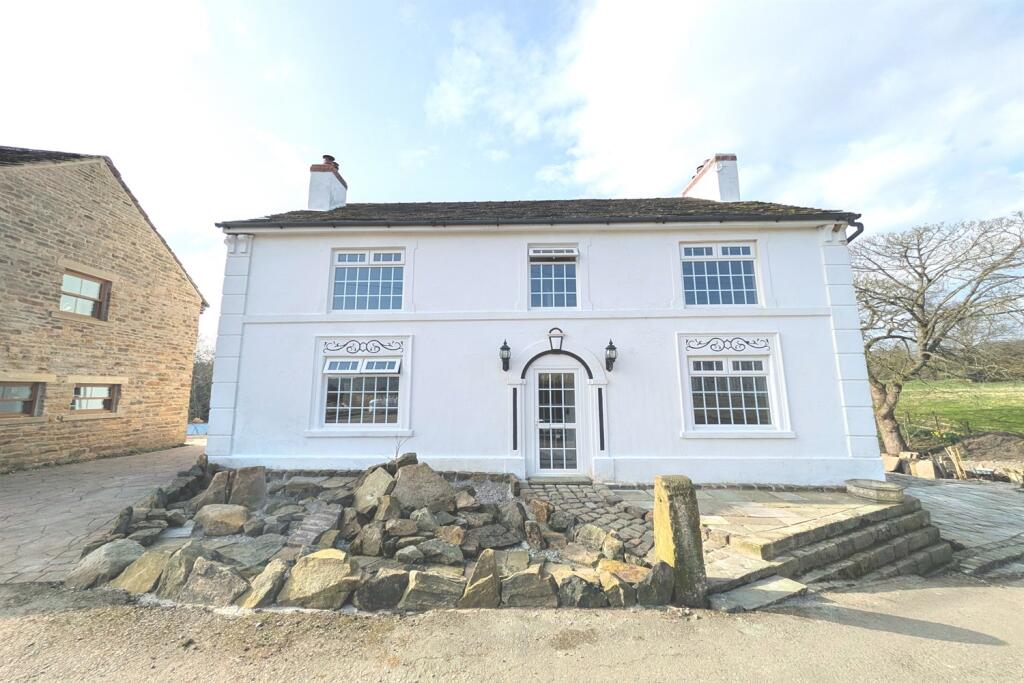 5 bed Detached for rent in Stockport. From Gascoigne Halman - Marple Bridge