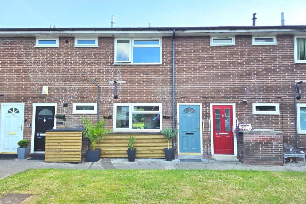 1 bed Apartment for rent in Romiley. From Gascoigne Halman - Marple Bridge