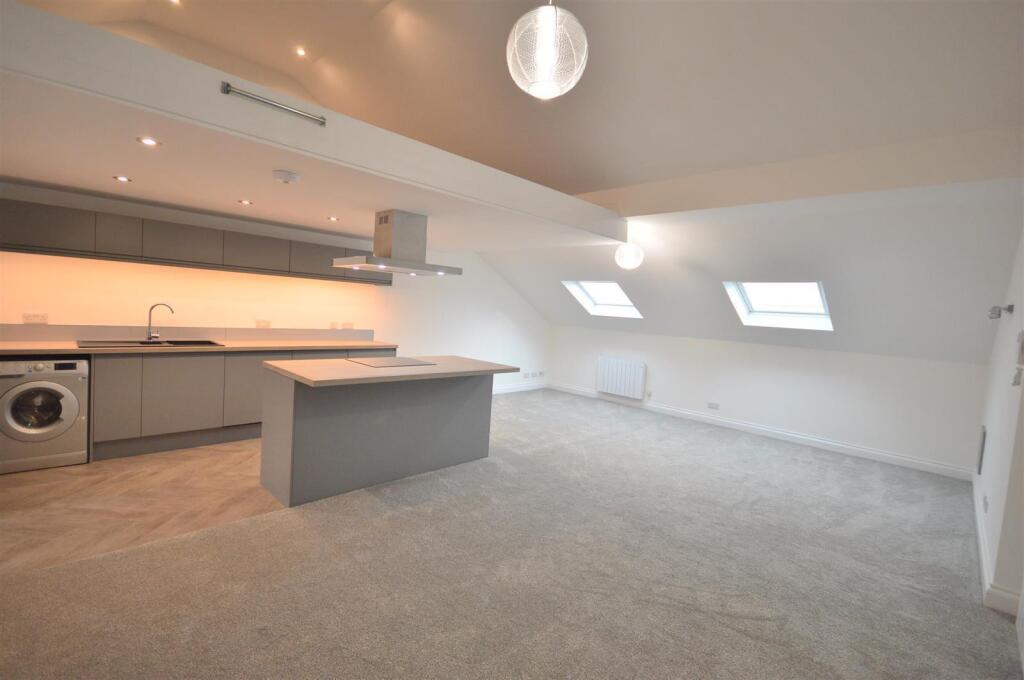1 bed Apartment for rent in Sale. From Gascoigne Halman - Sale