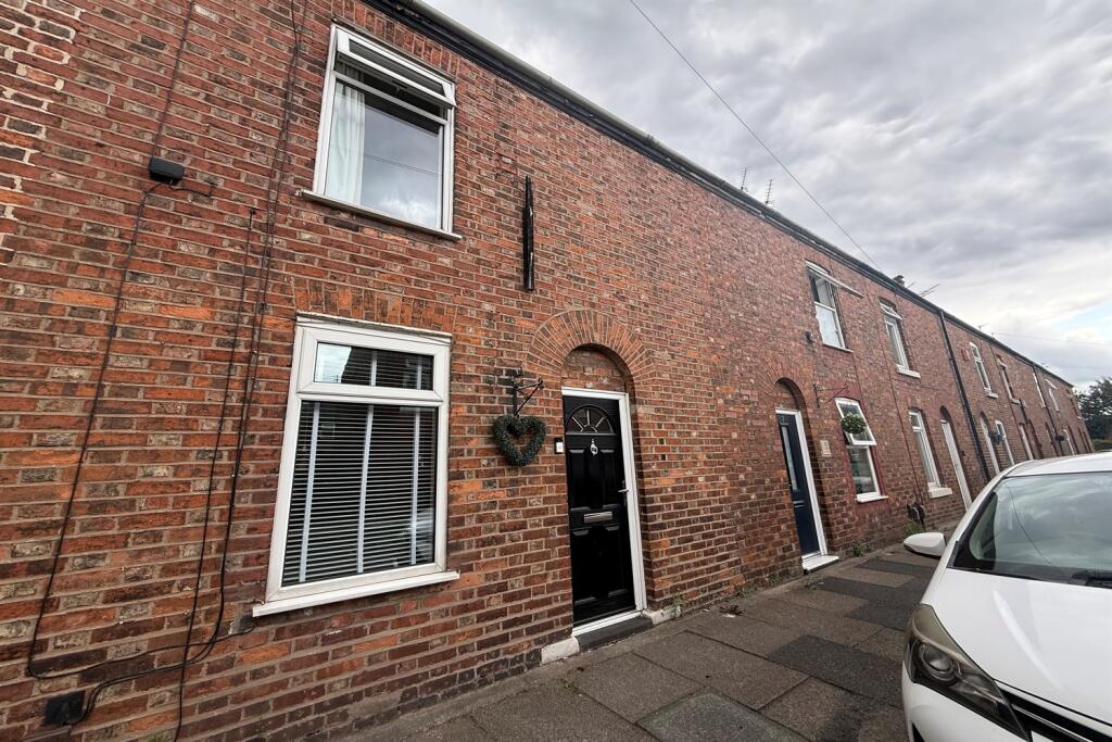 2 bed Mid Terraced House for rent in Sale. From Gascoigne Halman - Sale