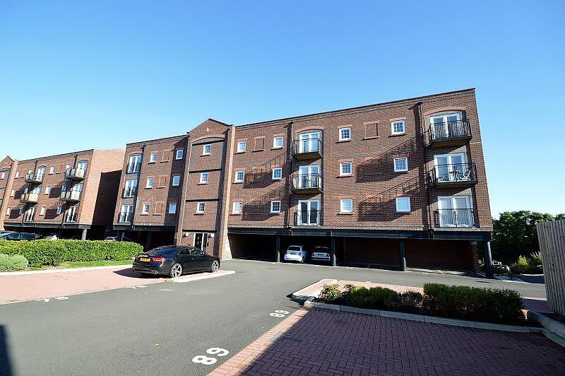 2 bed Apartment for rent in Higher Walton. From Gascoigne Halman - Stockton Heath