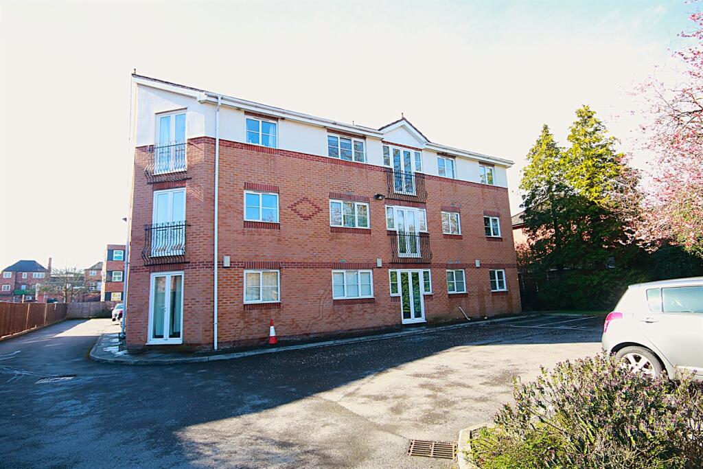 2 bed Apartment for rent in Wilmslow. From Gascoigne Halman - Wilmslow