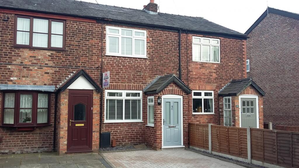 2 bed Mid Terraced House for rent in Wilmslow. From Gascoigne Halman - Wilmslow