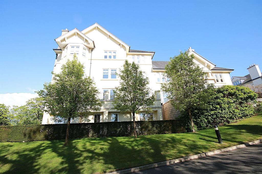 3 bed Apartment for rent in Alderley Edge. From Gascoigne Halman - Wilmslow