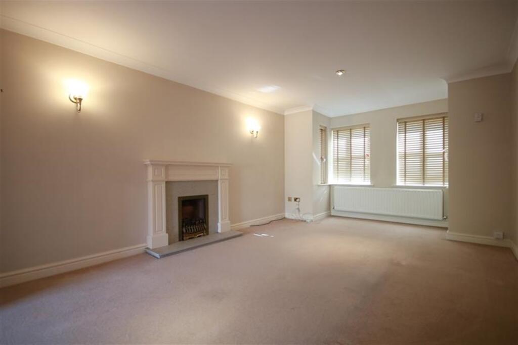 4 bed Detached for rent in Wilmslow. From Gascoigne Halman - Wilmslow 4 bed Detached for rent in Wilmslow. From Gascoigne Halman - Wilmslow
