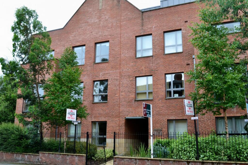 2 bed Apartment for rent in Wilmslow. From Gascoigne Halman - Wilmslow