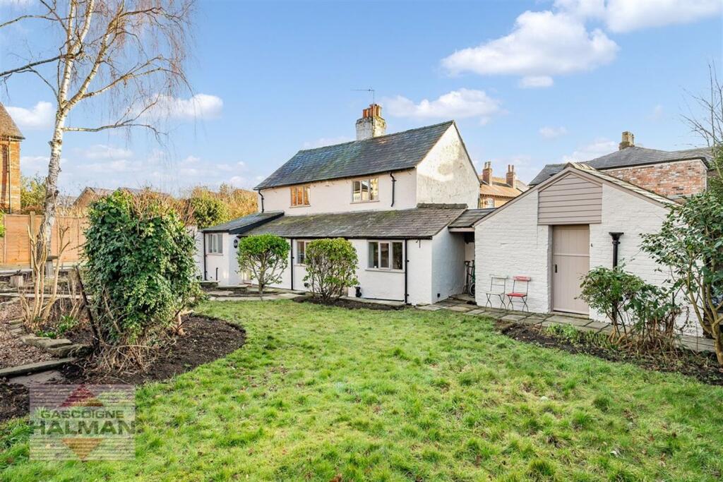 3 bed Detached for rent in Wilmslow. From Gascoigne Halman - Wilmslow 3 bed Detached for rent in Wilmslow. From Gascoigne Halman - Wilmslow