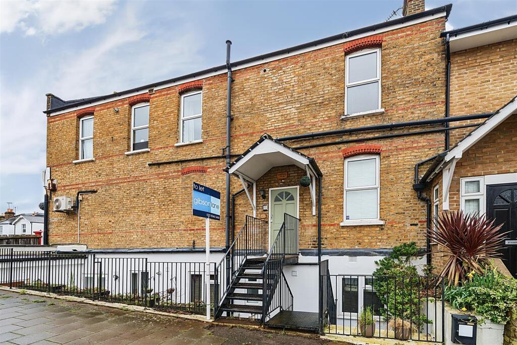 1 bed 1st Floor Flat for rent in Kingston upon Thames. From Gibson Lane - Kingston Upon Thames - Sales & Lettings 1 bed 1st Floor Flat for rent in Kingston upon Thames. From Gibson Lane - Kingston Upon Thames - Sales & Lettings