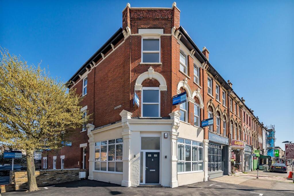 2 bed 1st Floor Flat for rent in Kingston upon Thames. From Gibson Lane - Kingston Upon Thames - Sales & Lettings
