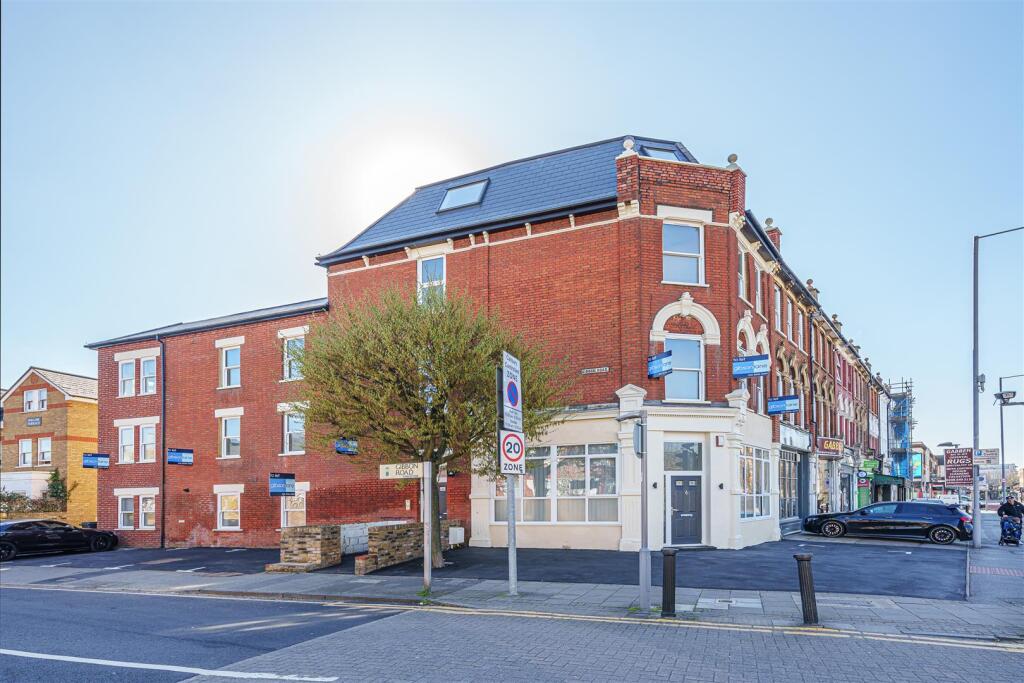 1 bed 1st Floor Flat for rent in Kingston upon Thames. From Gibson Lane - Kingston Upon Thames - Sales & Lettings