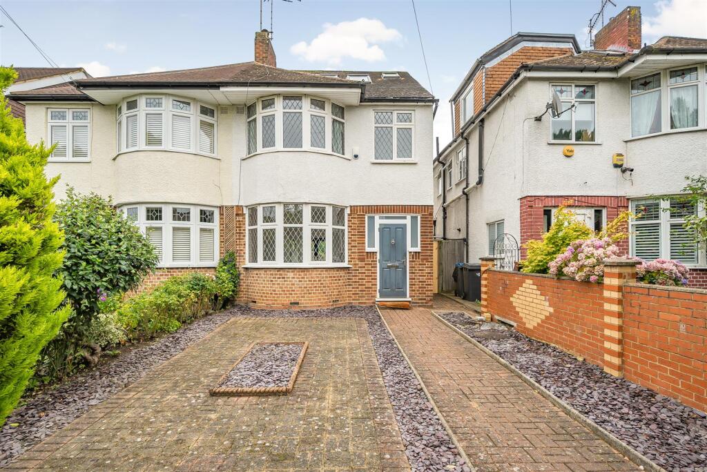 5 bed Semi Detached for rent in Kingston upon Thames. From Gibson Lane - Kingston Upon Thames - Sales & Lettings