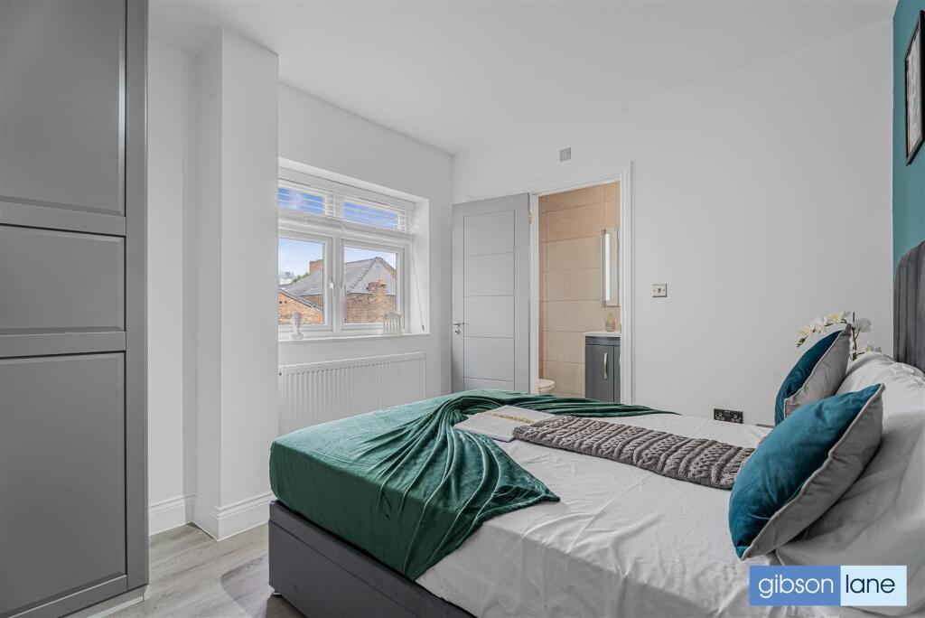 1 bed House Share for rent in Kingston upon Thames. From Gibson Lane - Kingston Upon Thames - Sales & Lettings 1 bed House Share for rent in Kingston upon Thames. From Gibson Lane - Kingston Upon Thames - Sales & Lettings
