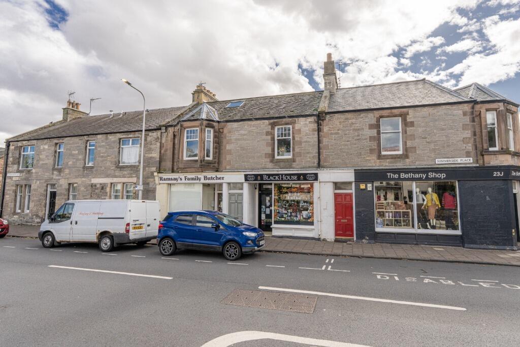 3 bed 1st Floor Flat for rent in Gullane. From Gilson Gray LLP - Edinburgh 3 bed 1st Floor Flat for rent in Gullane. From Gilson Gray LLP - Edinburgh