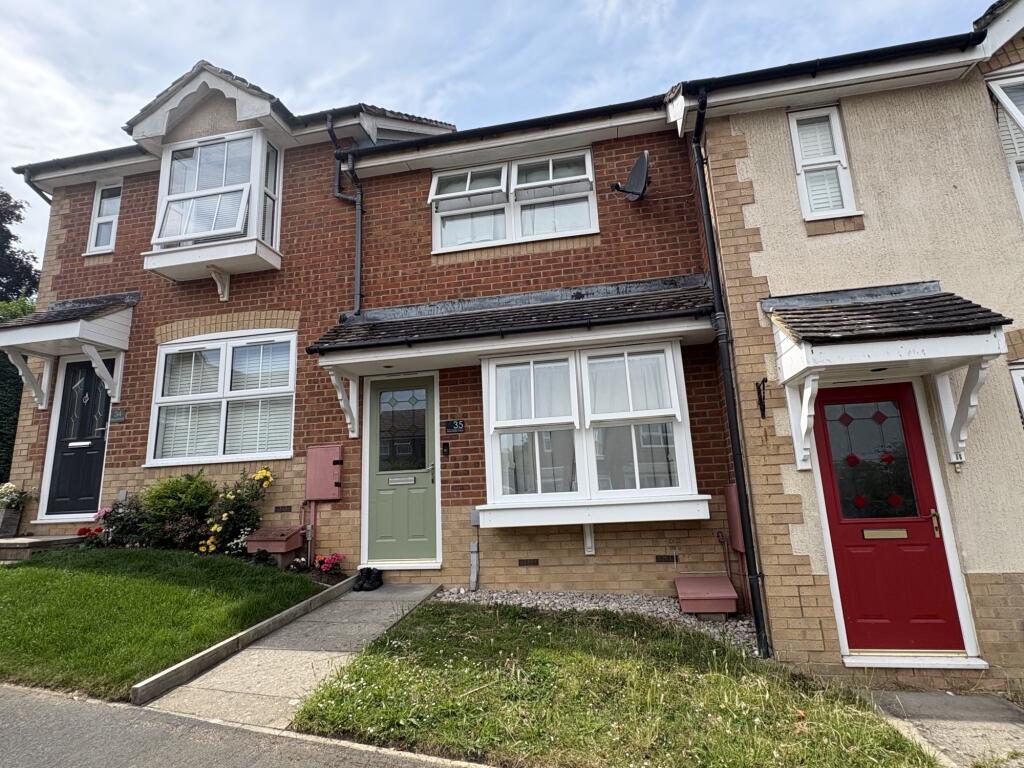 2 bed Mid Terraced House for rent in Stone Cross. From Ginger & Sanders - Eastbourne