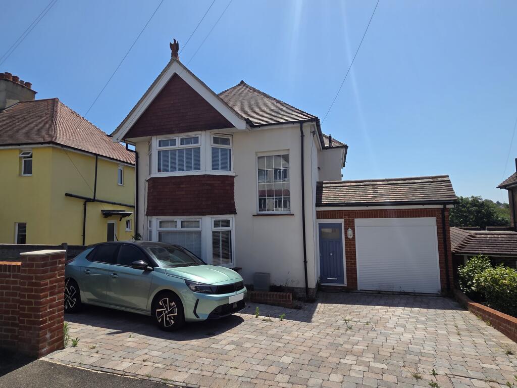 3 bed Detached for rent in Crumbles. From Ginger & Sanders - Eastbourne