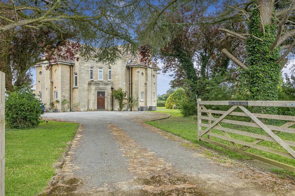 4 bed Detached for rent in Bath. From Gregorys Estate Agent - Keynsham 4 bed Detached for rent in Bath. From Gregorys Estate Agent - Keynsham