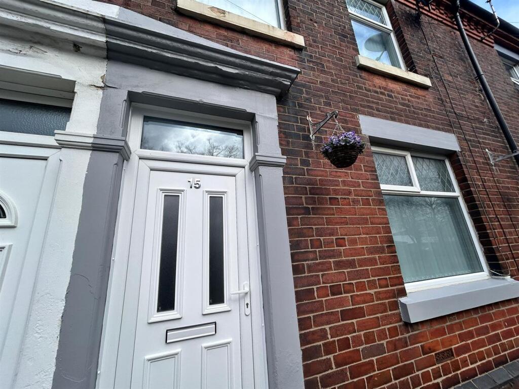 3 bed Mid Terraced House for rent in Preston. From Guildhall Residential  Lettings - Preston