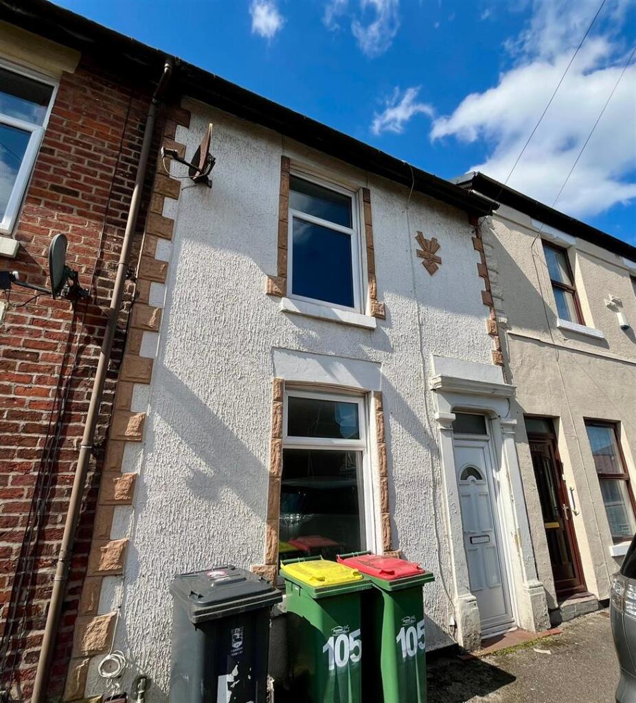 2 bed Mid Terraced House for rent in Fulwood. From Guildhall Residential  Lettings - Preston