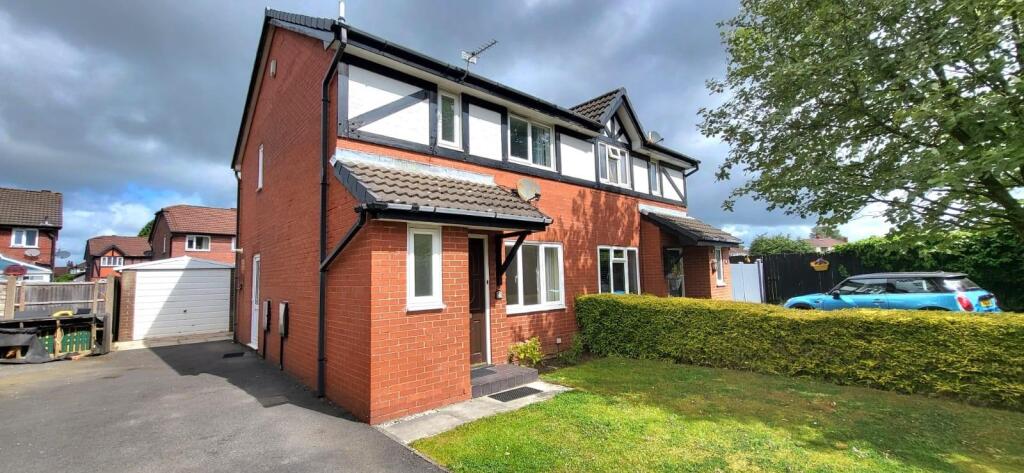 3 bed Semi Detached for rent in Fulwood. From Guildhall Residential  Lettings - Preston