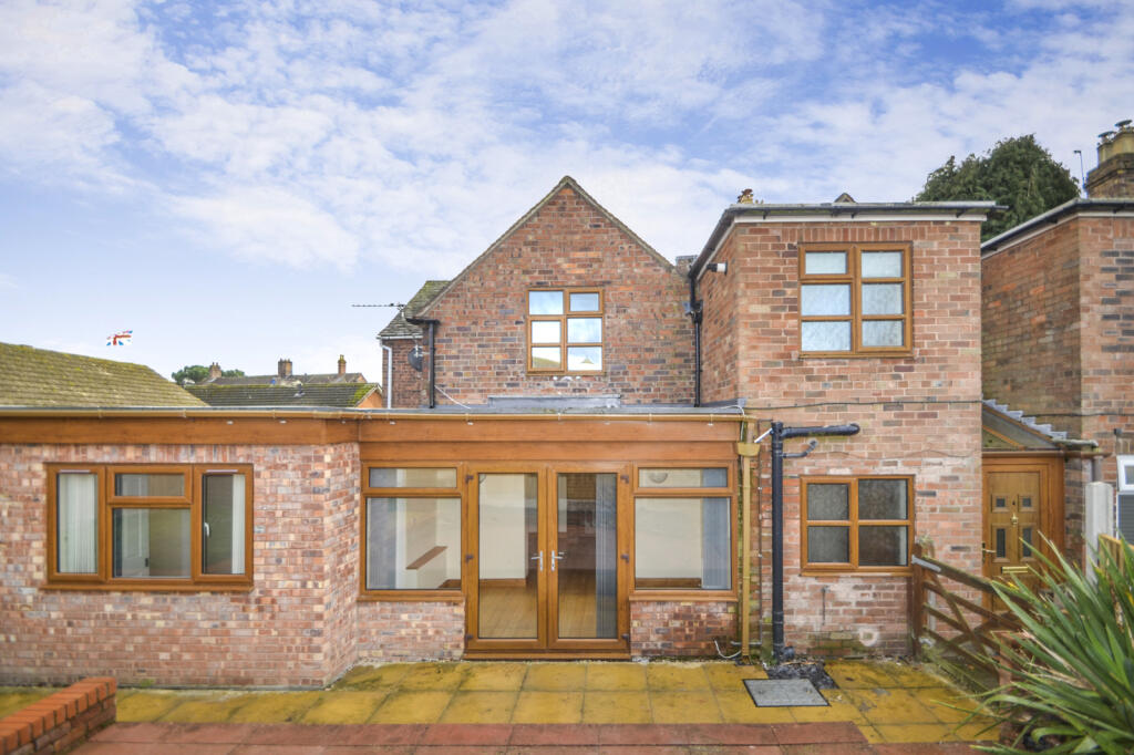 3 bed Cottage for rent in Broseley. From Habitat Lettings - Broseley