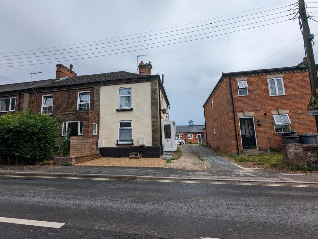 2 bed End of Terrace for rent in Leiston. From Hamilton Smith Lettings - Leiston