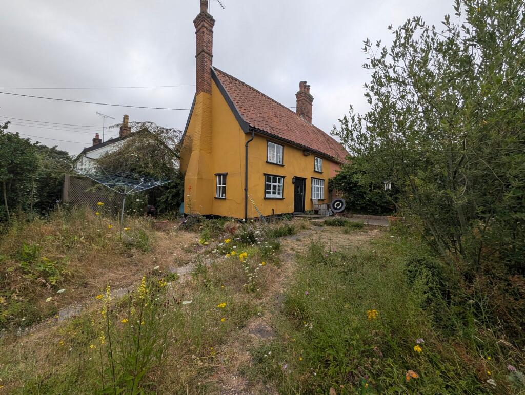 2 bed Semi Detached for rent in Peasenhall. From Hamilton Smith Lettings - Leiston 2 bed Semi Detached for rent in Peasenhall. From Hamilton Smith Lettings - Leiston
