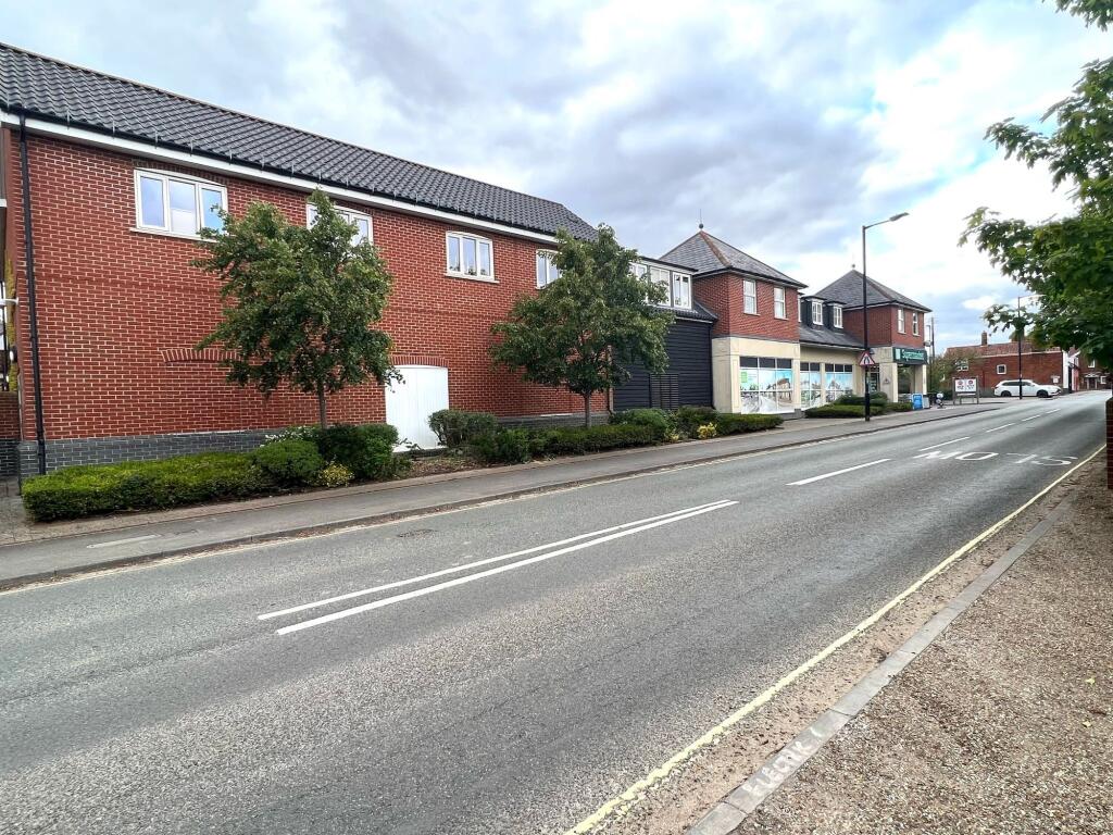 2 bed 1st Floor Flat for rent in Wickham Market. From Hamilton Smith Lettings - Leiston 2 bed 1st Floor Flat for rent in Wickham Market. From Hamilton Smith Lettings - Leiston