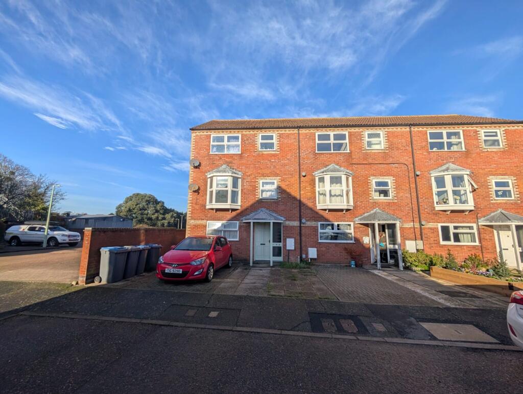 1 bed 1st Floor Flat for rent in Leiston. From Hamilton Smith Lettings - Leiston