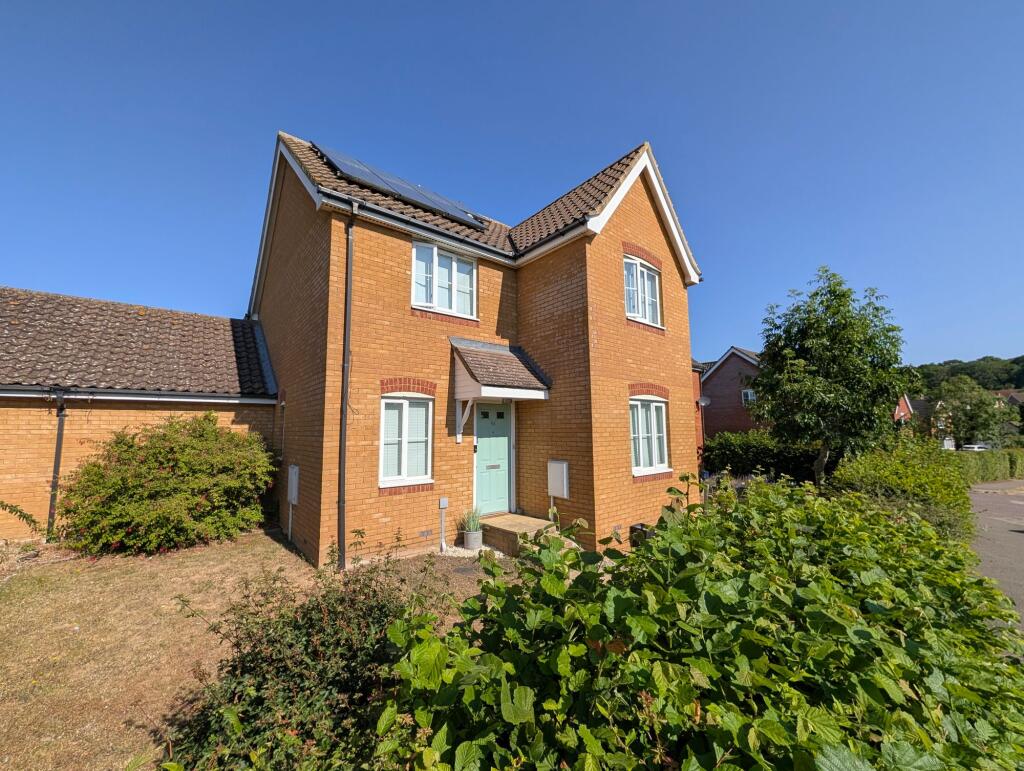 4 bed Detached for rent in Saxmundham. From Hamilton Smith Lettings - Leiston 4 bed Detached for rent in Saxmundham. From Hamilton Smith Lettings - Leiston