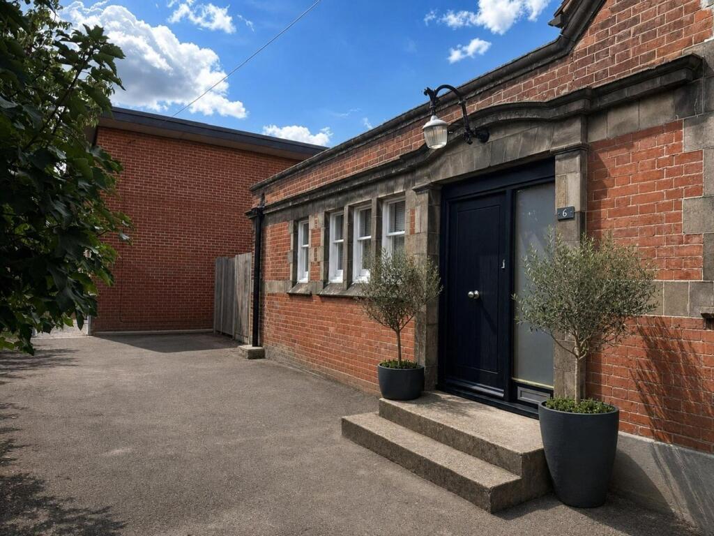 2 bed Mid Terraced House for rent in Leiston. From Hamilton Smith Lettings - Leiston 2 bed Mid Terraced House for rent in Leiston. From Hamilton Smith Lettings - Leiston