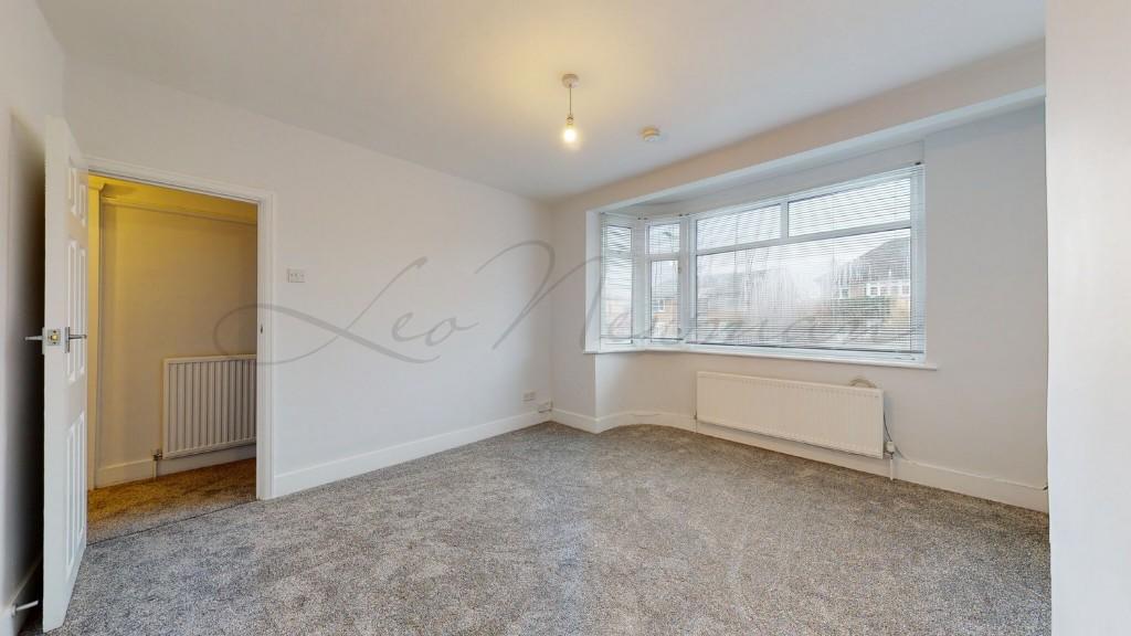 2 bed Flat for rent in London. From Leo Newman