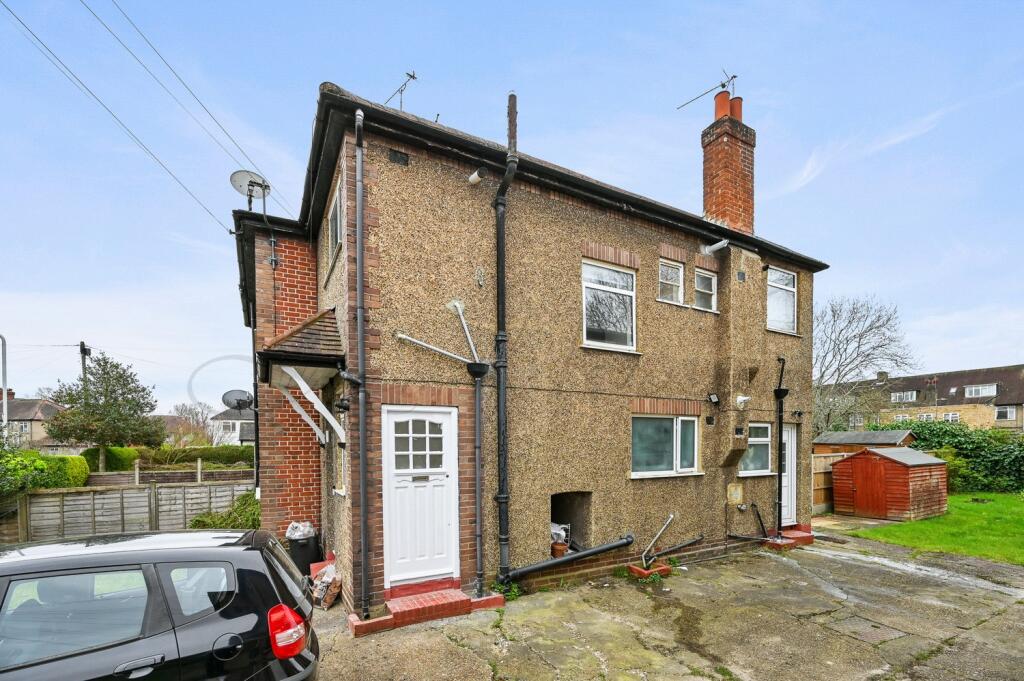 1 bed 1st Floor Flat for rent in Pinner. From Leo Newman - London