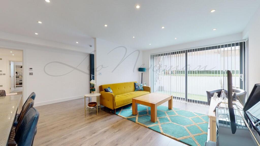 2 bed 1st Floor Flat for rent in Clapham. From Leo Newman - London