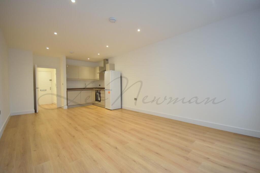 0 bed Studio for rent in Basingstoke. From Leo Newman - London