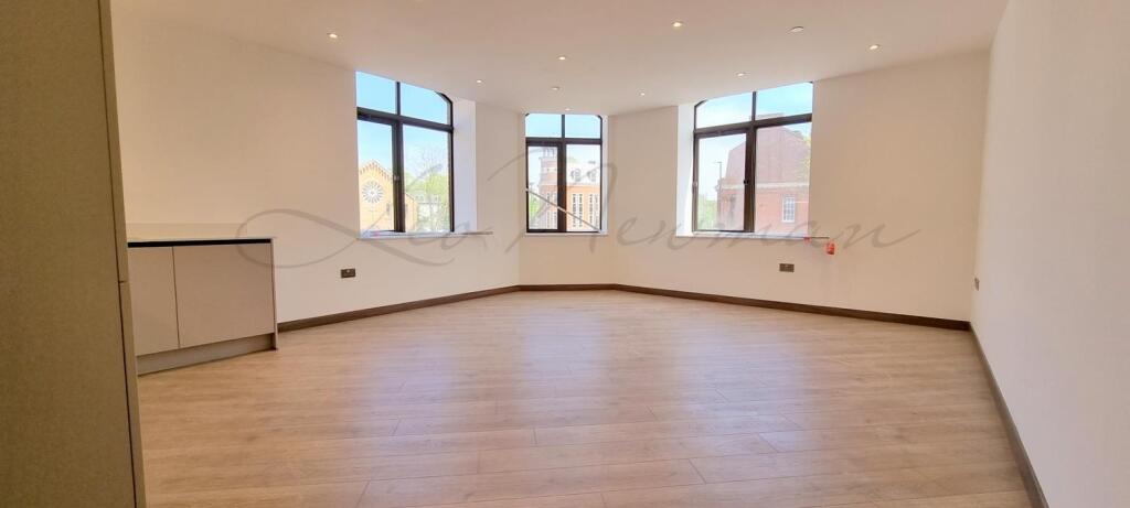 2 bed 1st Floor Flat for rent in Chislehurst. From Leo Newman - London