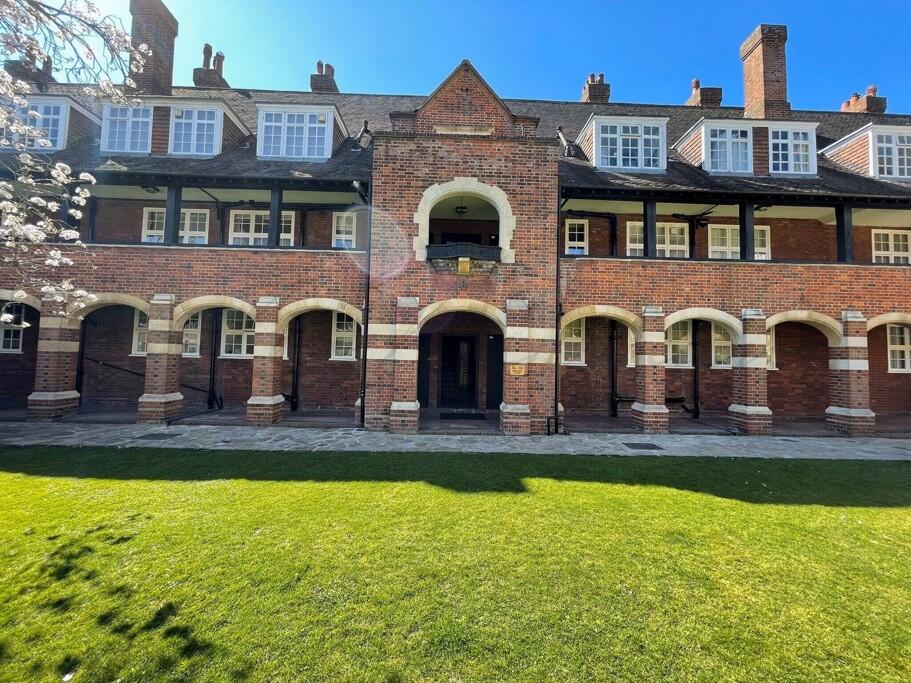 1 bed 1st Floor Flat for rent in Finchley. From Leo Newman - London