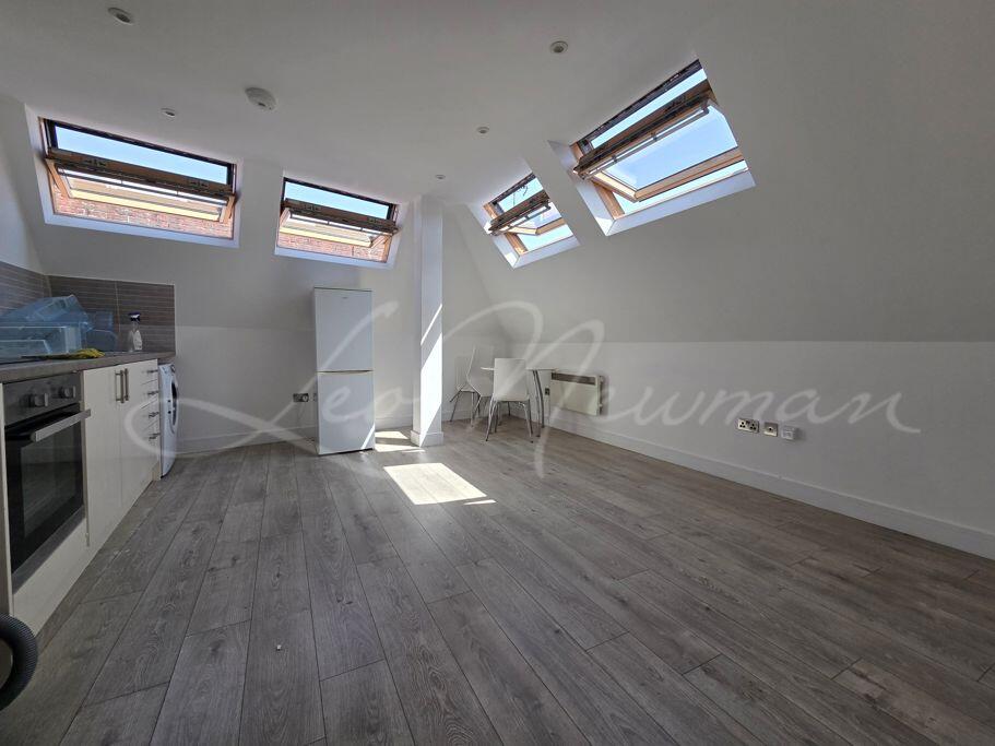 1 bed 1st Floor Flat for rent in Basingstoke. From Leo Newman - London