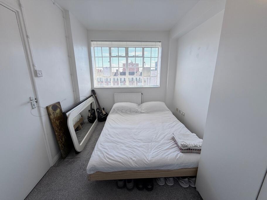 4 bed Studio for rent in Chelsea. From Leo Newman - London