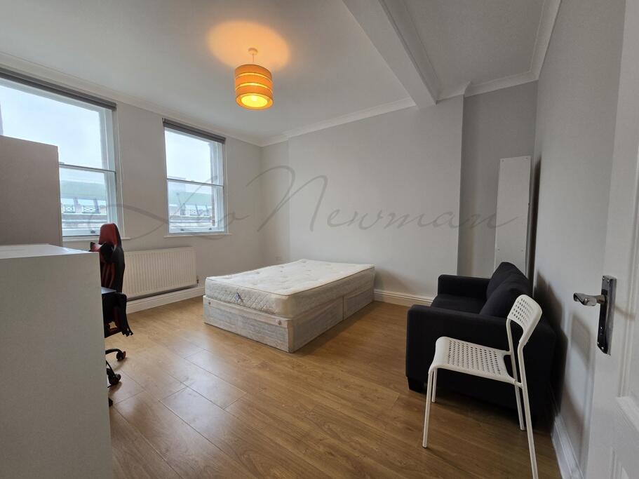 2 bed 1st Floor Flat for rent in Camden Town. From Leo Newman - London