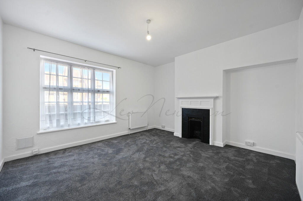 3 bed 1st Floor Flat for rent in Finchley. From Leo Newman - London