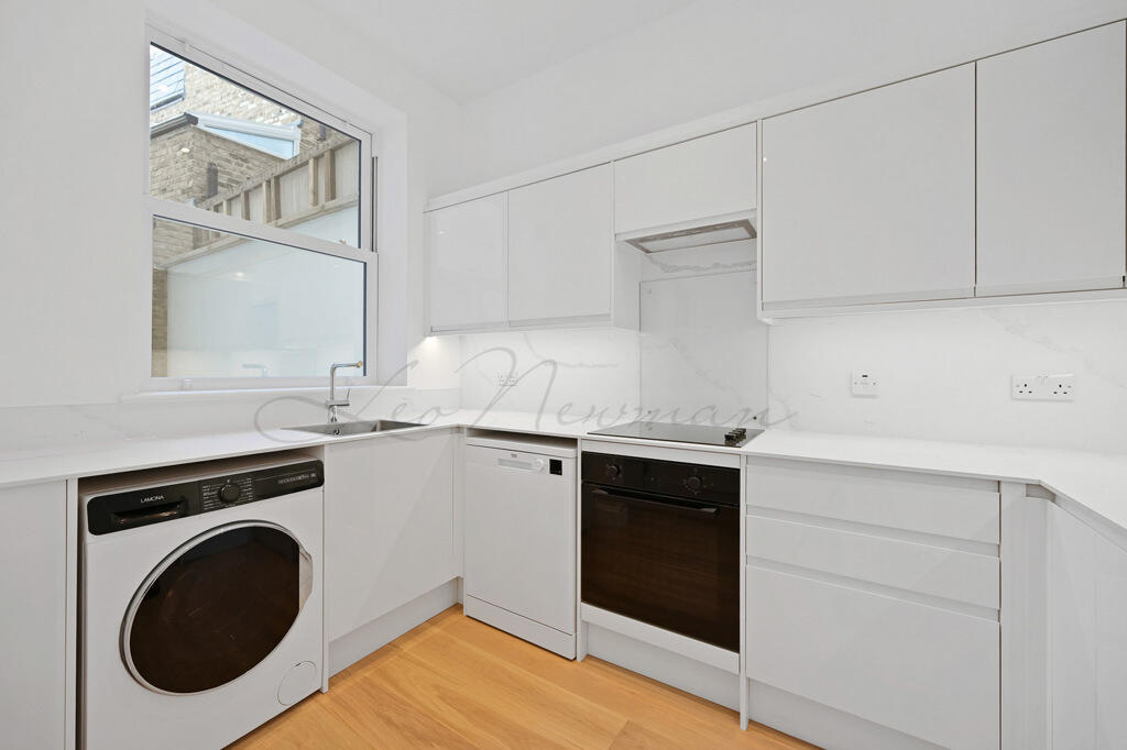 2 bed 1st Floor Flat for rent in Putney. From Leo Newman - London