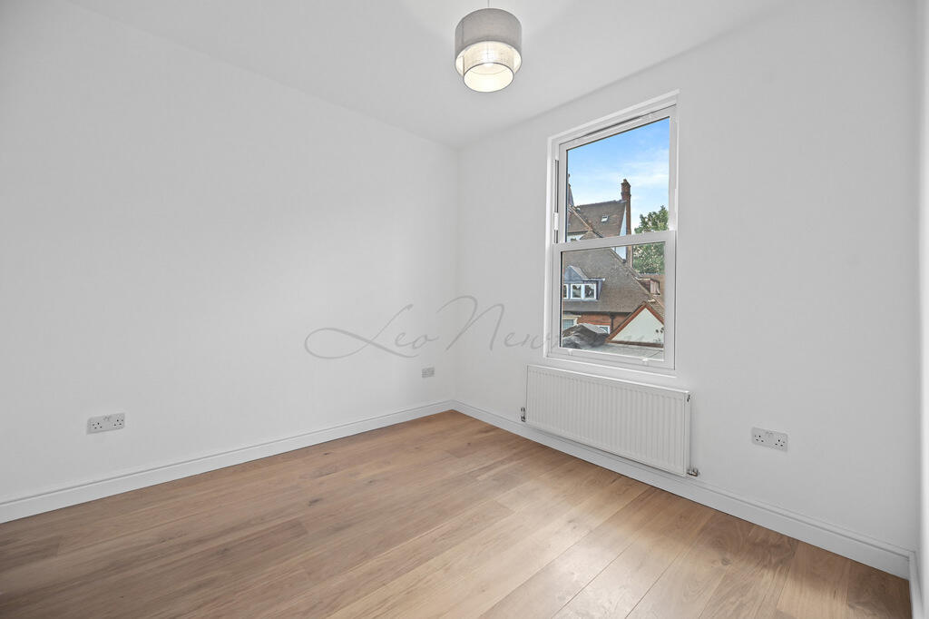 2 bed 1st Floor Flat for rent in Putney. From Leo Newman - London