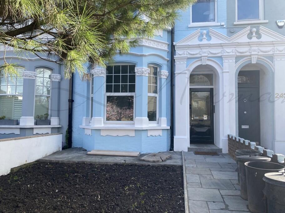 3 bed Duplex for rent in Putney. From Leo Newman - London 3 bed Duplex for rent in Putney. From Leo Newman - London