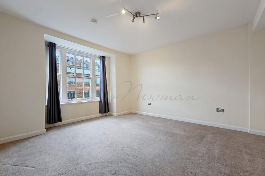 2 bed 1st Floor Flat for rent in London. From Leo Newman - London