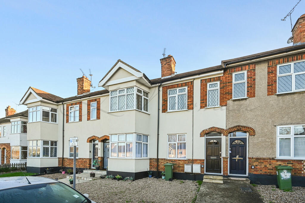 2 bed 1st Floor Flat for rent in Hornchurch. From Leo Newman - London