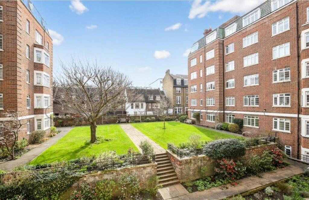 1 bed 1st Floor Flat for rent in London. From Leo Newman - London