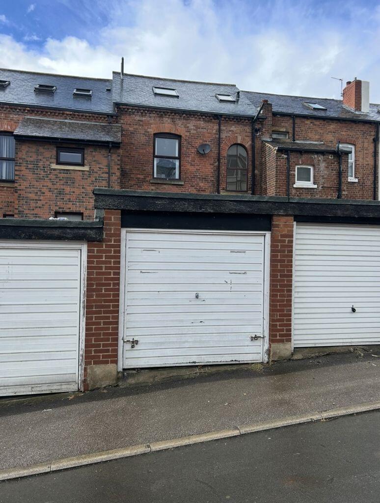 4 bed Garages for rent in Leeds. From Handley Gibson - Leeds