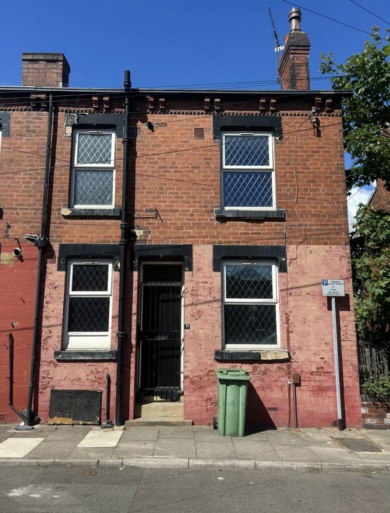 1 bed Detached for rent in Leeds. From Handley Gibson - Leeds